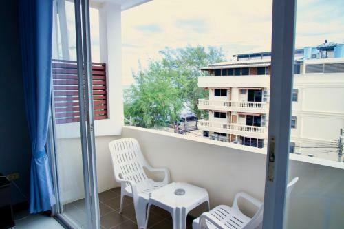 Hostal Golden Guesthouse By The Beach Cha Am