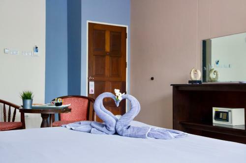 Hostal Golden Guesthouse By The Beach Cha Am
