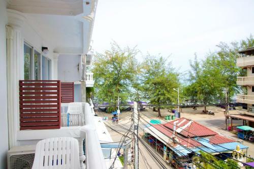 Hostal Golden Guesthouse By The Beach Cha Am