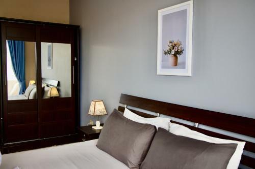 Hostal Golden Guesthouse By The Beach Cha Am