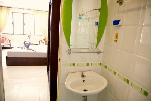 Hostal Golden Guesthouse By The Beach Cha Am