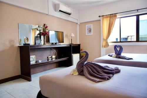 Hostal Golden Guesthouse By The Beach Cha Am