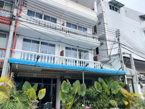 Hostal Golden Guesthouse By The Beach Cha Am
