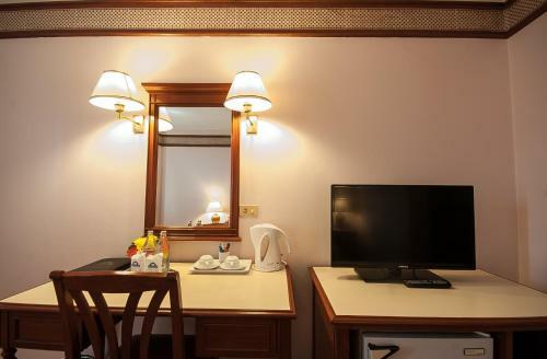 Diamond Plaza Hotel