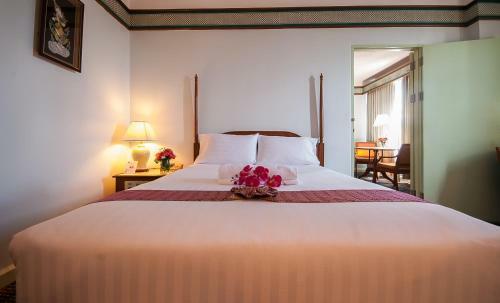 Diamond Plaza Hotel