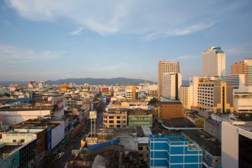 V.l. Hatyai Hotel