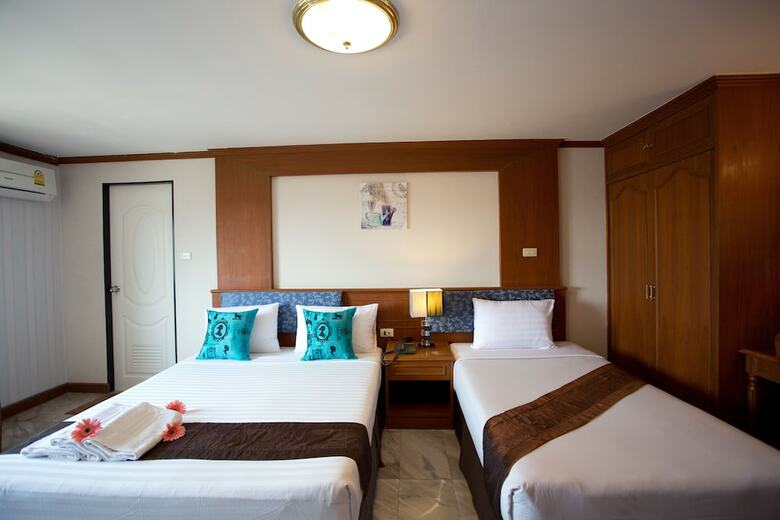 Chaipat Hotel