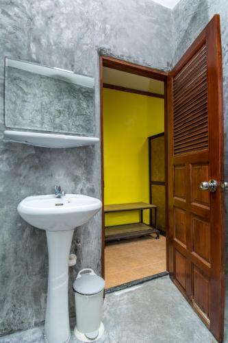 Hostal Central Guesthouse