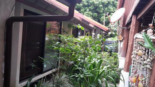 Hostal Baan Songjum