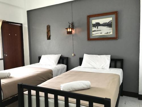 Hostal The Royal Guest House