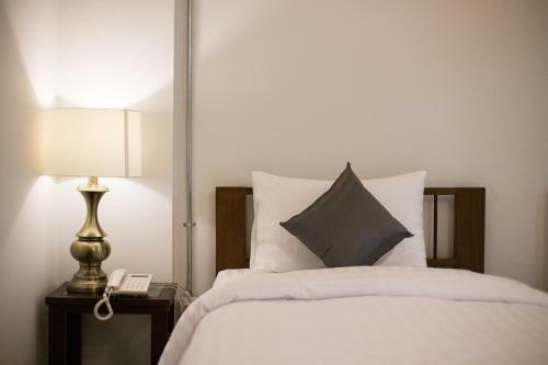 Hotel Night Bazaar Inn