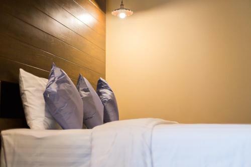 Hotel Night Bazaar Inn