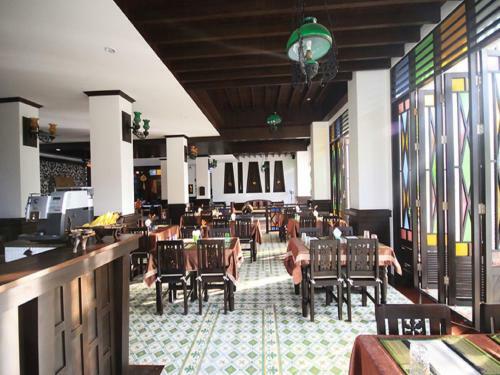 Dee Andaman Hotel