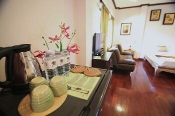 Hostal Pha-thai House