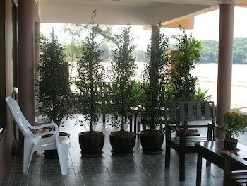 Lanta Garden Home