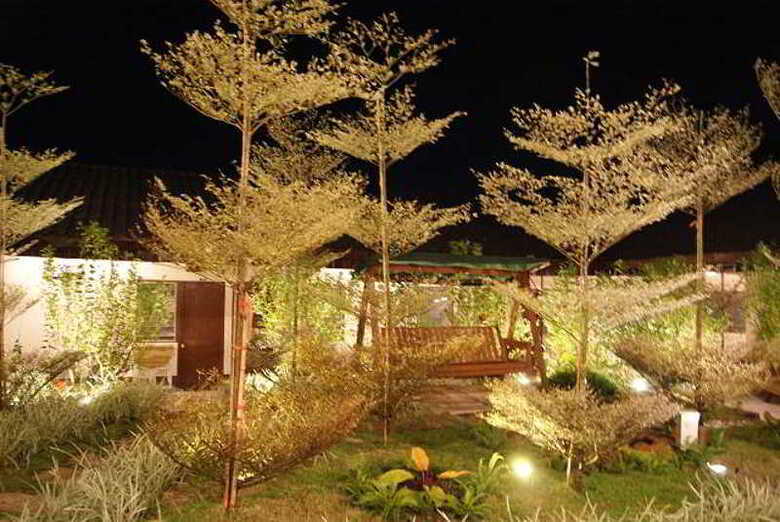 Motel Tree Residences