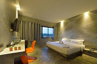 Hotel The Oasis Resort
