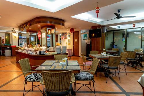 Thipurai Beach Hotel Annex