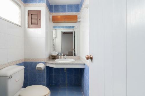 Hostal Rendezvous Guesthouse
