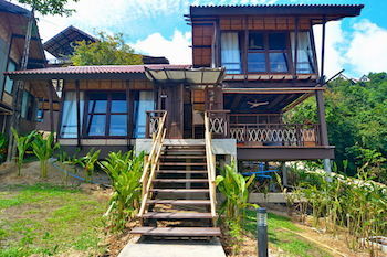 Hotel Alama Sea Village Resort