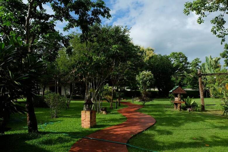 Hotel Ruen Ariya Resort
