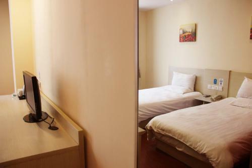Hotel Hanting Express Qingdao Shandong Road Wanda