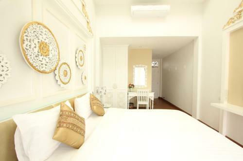 Hotel Ratchiangsaen Flora House