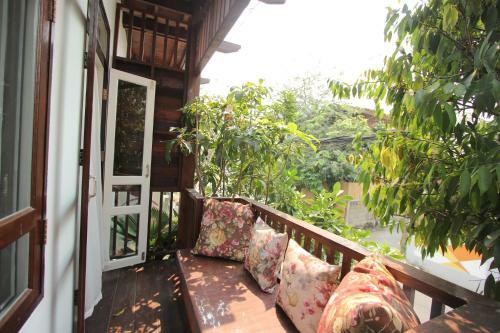 Hotel Ratchiangsaen Flora House