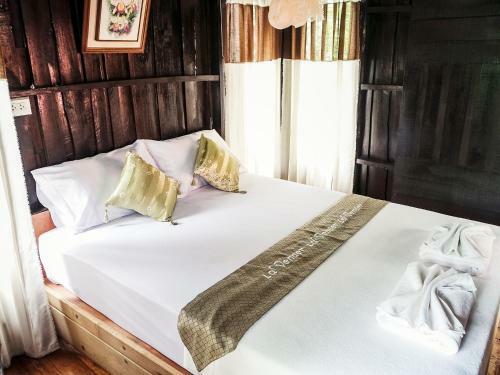 Hotel Leaf House