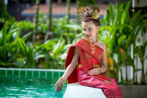 Bed & Breakfast Chedi Home