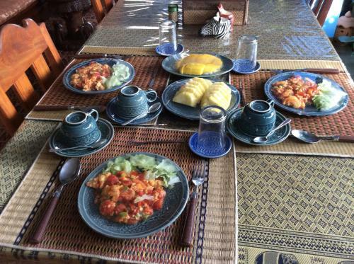 Albergue Saithong House