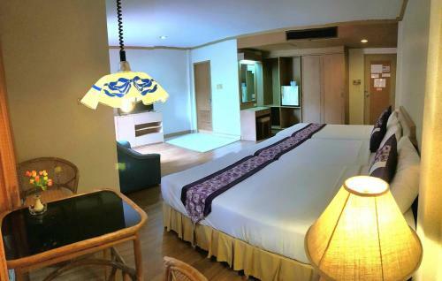 Hotel Takiab Beach Resort