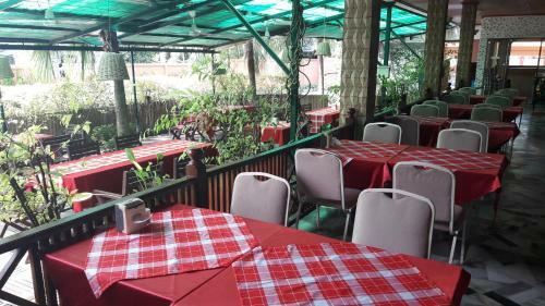Hotel Takiab Beach Resort