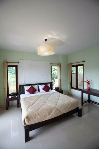 Hostal Yindee Stylish Guesthouse