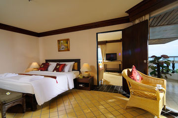 Hotel Jomtien Thani