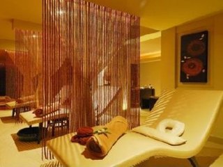 Woodlands Hotel And Resort