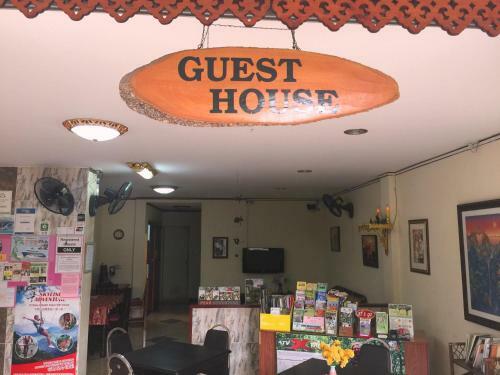 Hostal The Britannia
