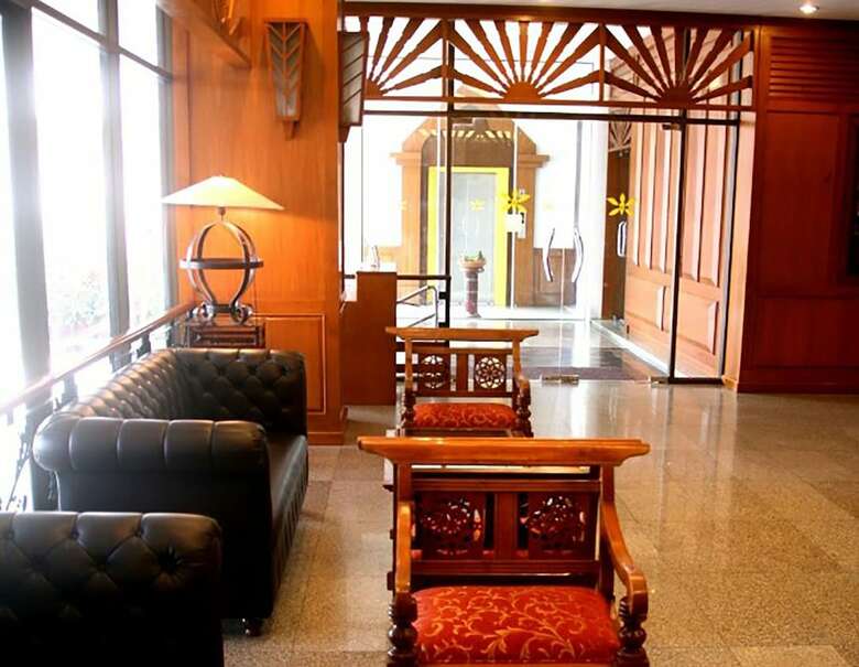Royal Lanna Hotel