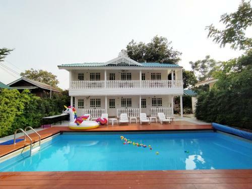 Hostal Baan Luang Harn