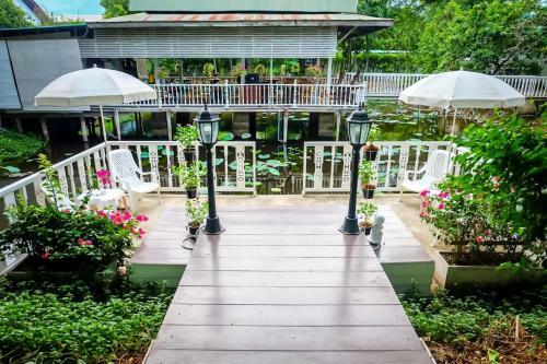 Hostal Baan Luang Harn