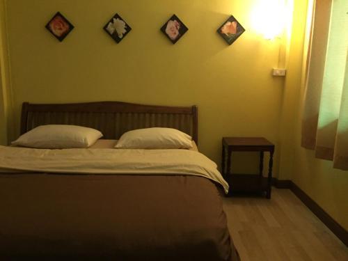 Hostal Baan Bussara