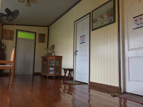 Hostal Baan Bussara