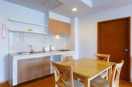 Apartamento Baan Sansuk Beachfront Condominium