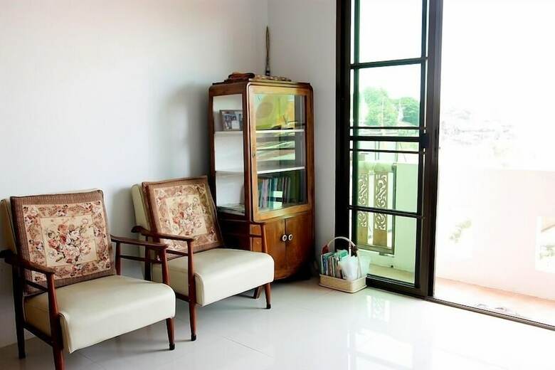 Bed & Breakfast Loy Manee House
