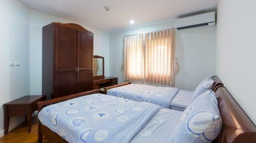 Apartamentos Baan Poolom Beachfront Condominium