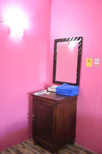 Hostal The Corner Inn
