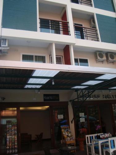 Hostal House No.11