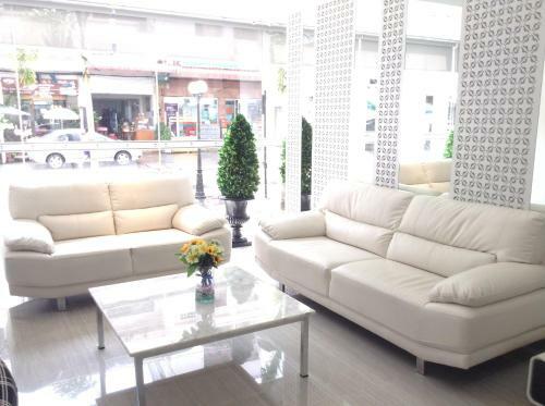 Aparthotel Racha Residence