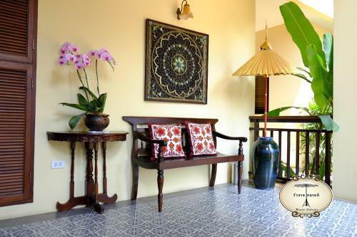 Bed & Breakfast Wualai Sabaidee