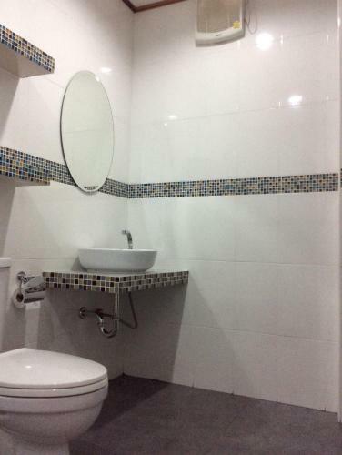 Hostal Ez House